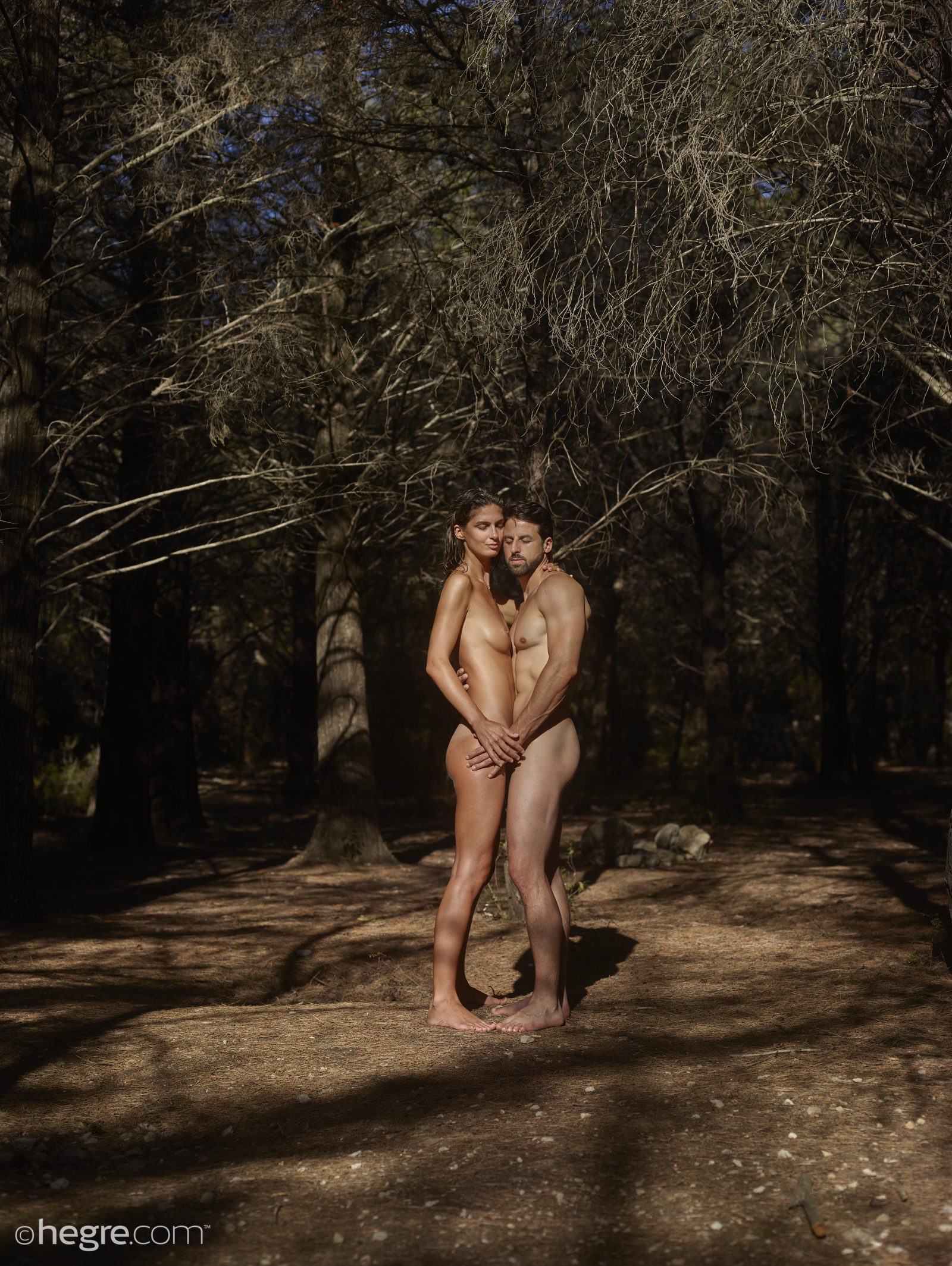 Flora and alex hegre