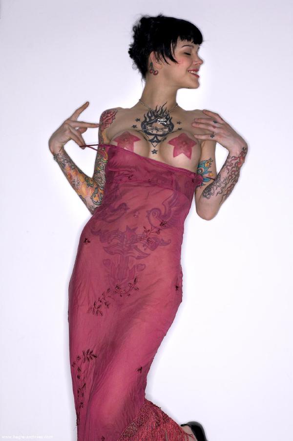Lza en vestido morado #12